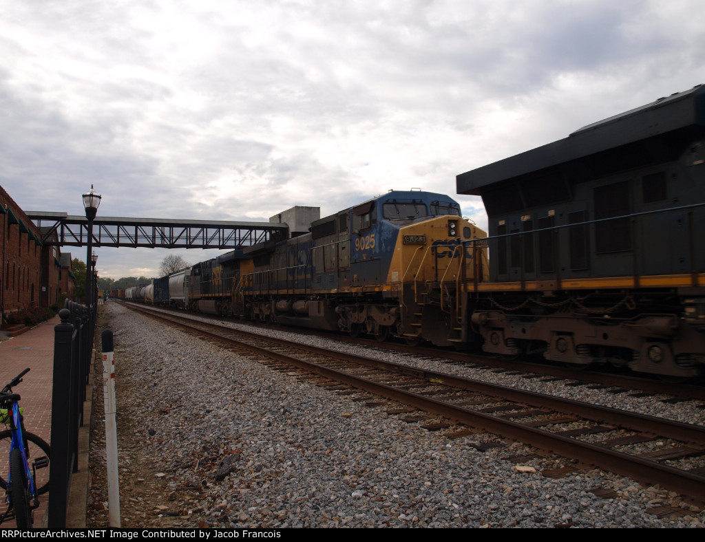 CSX 9025